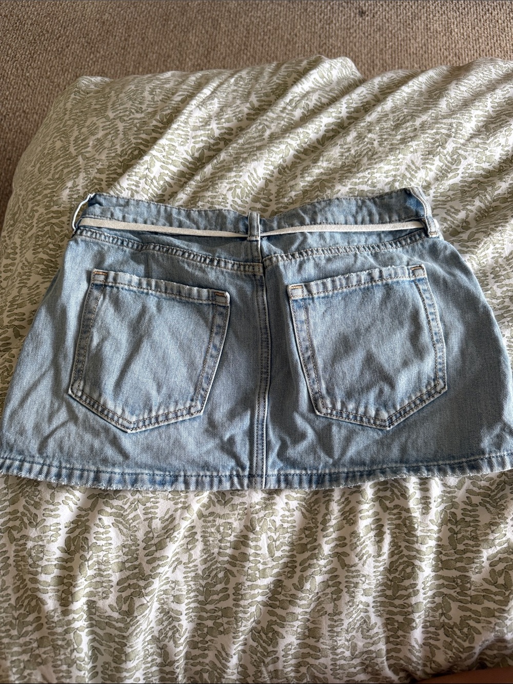 Hollister Low Rise Light Wash Shoelace Skort - Picture 3 of 5
